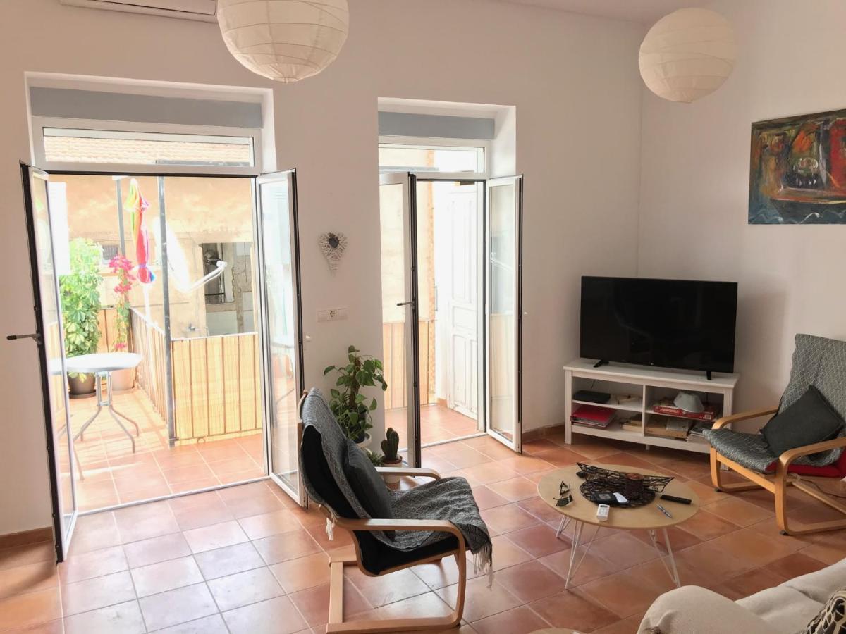 Ferienwohnung Im Zentrum Alicante Exterior foto