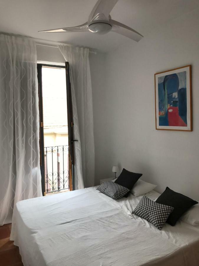 Ferienwohnung Im Zentrum Alicante Exterior foto